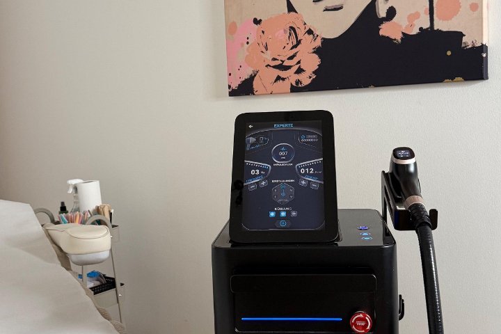 Der Diodenlaser bei Pure Skin by Nina
